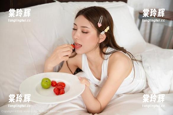 秀人网 - 呃……王馨瑶yanni的可以再可爱一点吗？原图更新中！
