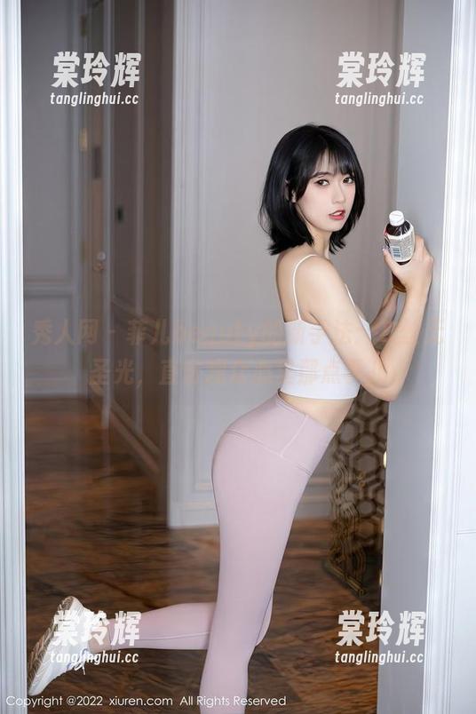 秀人网 - 菲儿beauty的新手法：灰丝无圣光，直击观众心里那点事儿