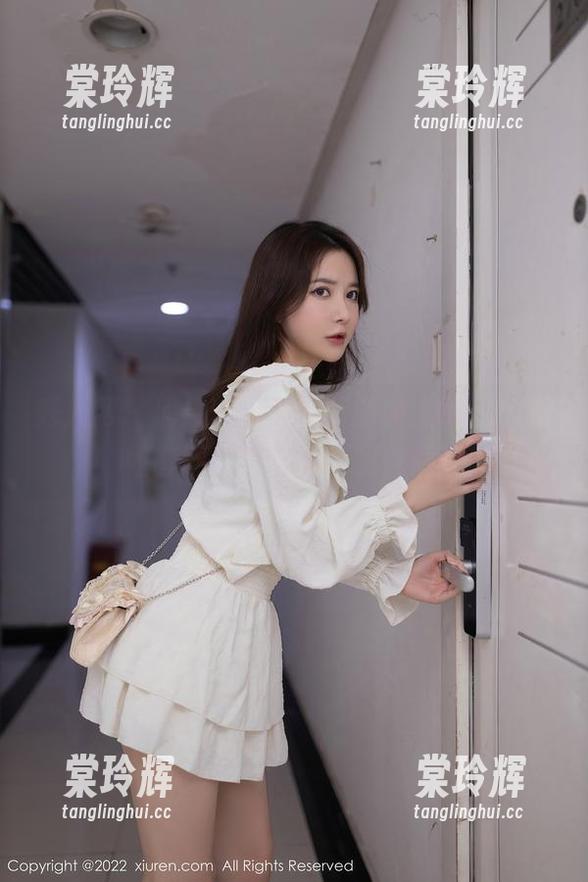 秀人网 - 消息传来！最新颜浅浅Cindy御姐套图充满了适度的挑逗。