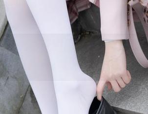 紧急企划 – 最近的闪光点：小恩的礼服作品，真心想去偷一件！
