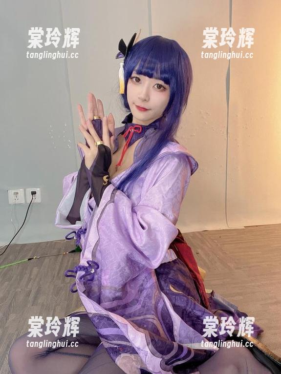 羊小雪juvia 微密圈 - 分享一下羊小雪juvia的舰长图包–OL!这些图真够让人失语的。