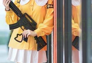 芊芊酱w打造的全套旅拍，图片里的眼神，果然有种“带我去旅行”的冲动。