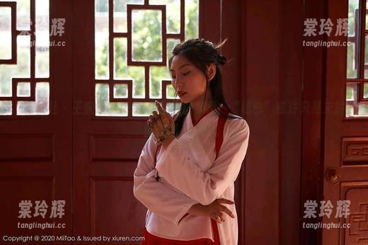 蜜桃社-王婉悠Queen 蜜桃社 - 王婉悠Queen的福利图集里,“秘密”或许只是未解的谜团,嘿嘿。
