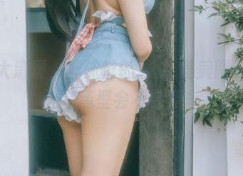 衣柜大清理，蠢沫沫的JK打怪美图：完蛋，这个造型会不会翻车？