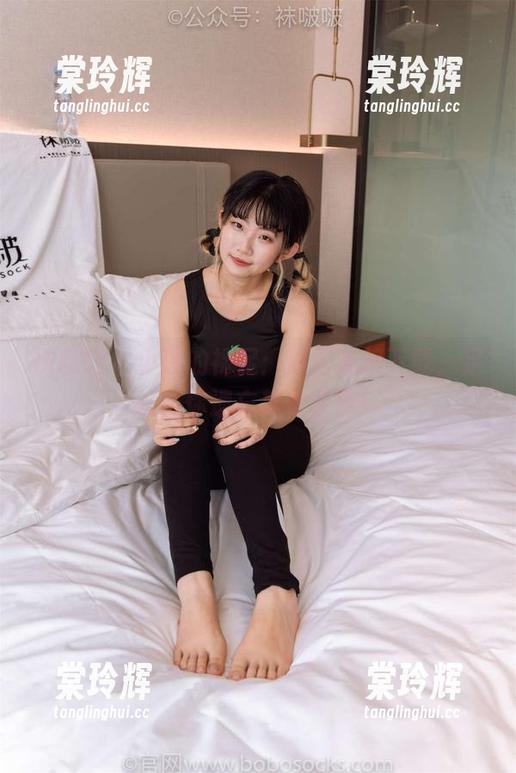 袜啵啵-小淳 袜啵啵 - 小淳的裸足:原图直接下载,足以让你遗忘其他事情!