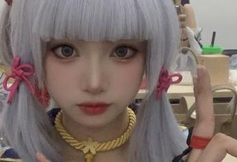 看图包，听分享！许枳的皮衣造型，搞得我都想给自己也来一件！