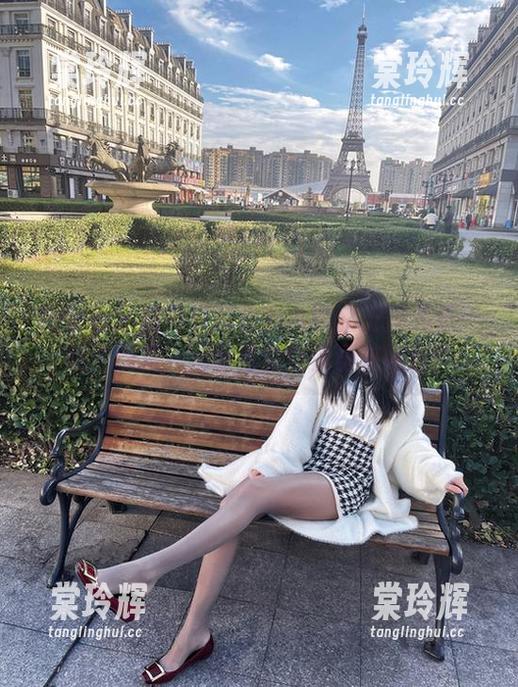 软妹小九九 微密圈 - 如果软妹小九九的女王范儿是产品,那我一定带着免费资源来购物!