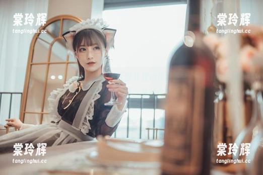铁板烧鬼舞w 原图来啦,铁板烧鬼舞w的妖舞耳机miku最终,刷到就让我停下来了,这...是什么?