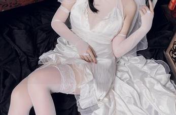 雪晴Astra带你看新图：女友的样子，似乎就是自在和撒娇！