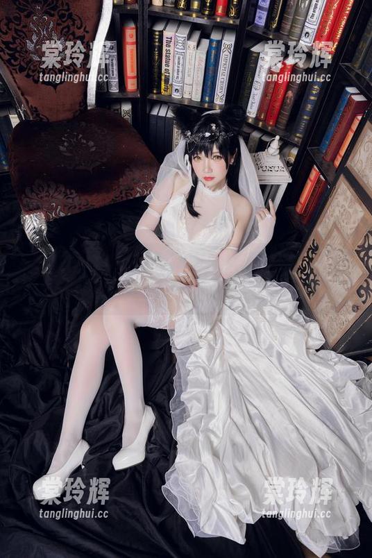 雪晴Astra 雪晴Astra带你看新图:女友的样子,似乎就是自在和撒娇!