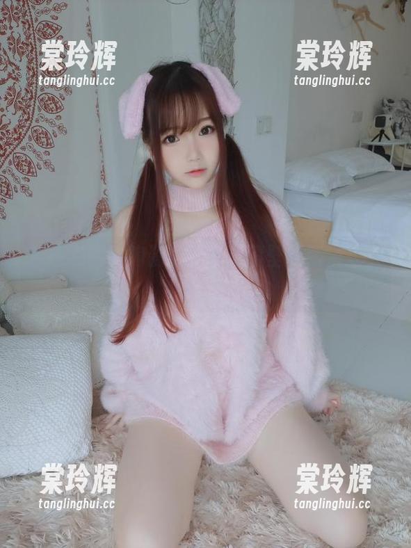 雪晴嘟嘟与陶瓷皂筒：高清壁纸版浴室女仆的日常
