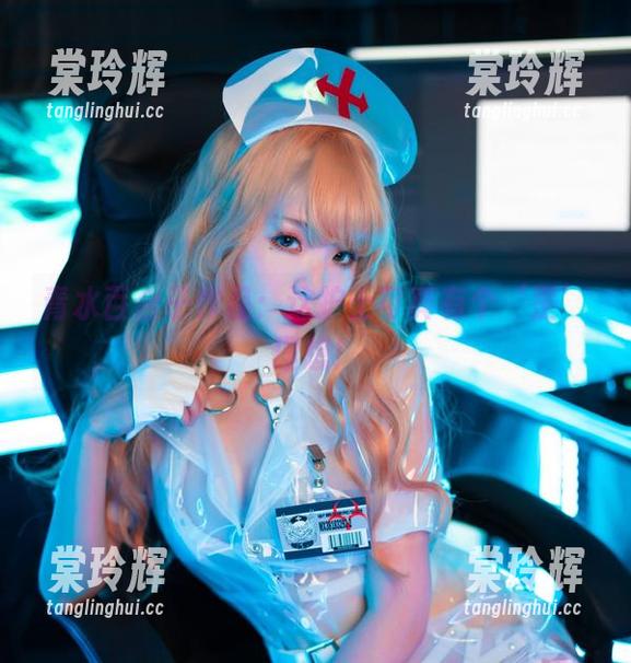青水百合子作品：这护士可真有个‘歪’理想！