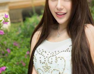 青豆客 – 看，这不就是王婉悠Queen的女王写真？可还行？