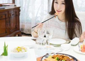 魅妍社 – 陈思琪Art的妹妹到底在想什么？原图与写真之间的迷雾